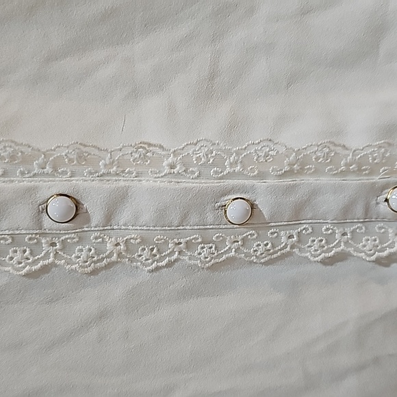 Vintage lace ruffle high collar blouse size XXL. - Picture 5 of 15